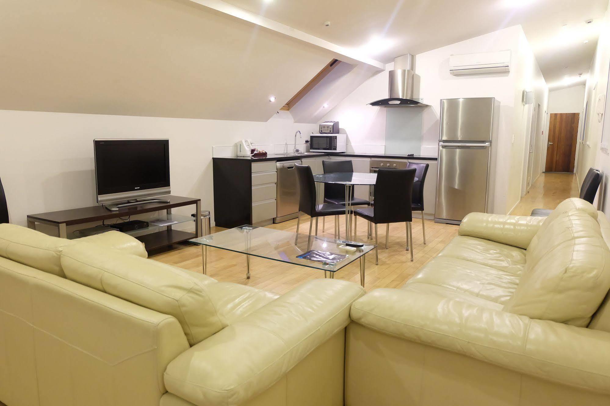 Beachlife Apartments Крайстчърч Екстериор снимка