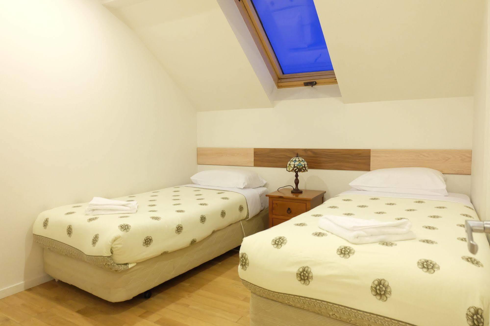 Beachlife Apartments Крайстчърч Екстериор снимка
